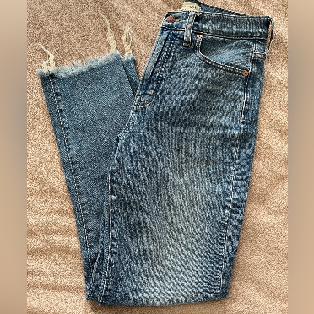 Madewell High Rise Blue Jeans with Frayed Hem